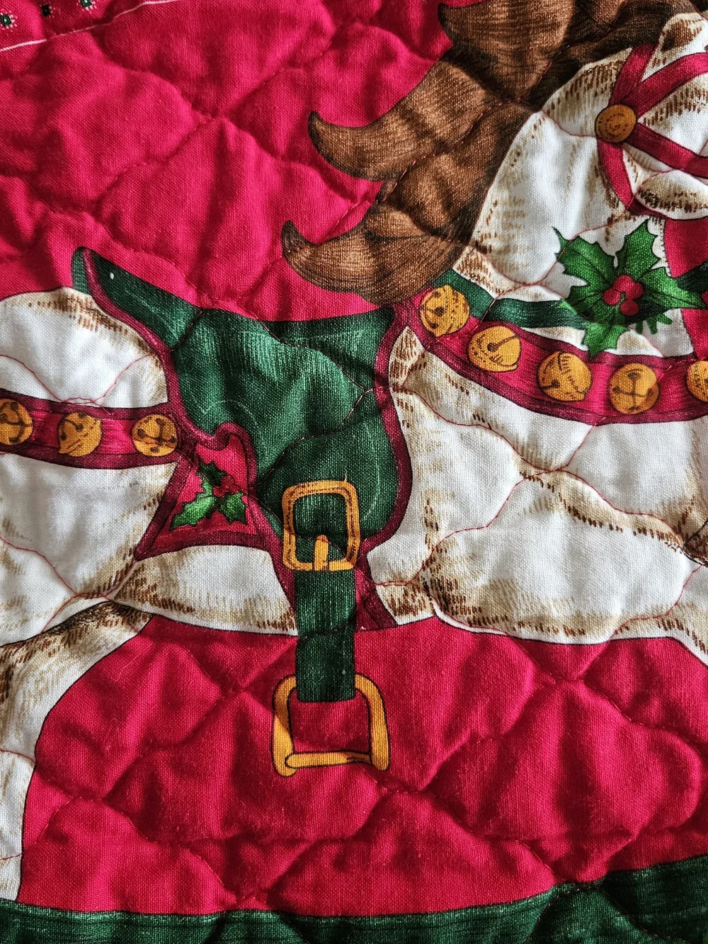 Festive Carousel Horse Holiday Placemats Red & Green Set Of 6 Christmas Festive